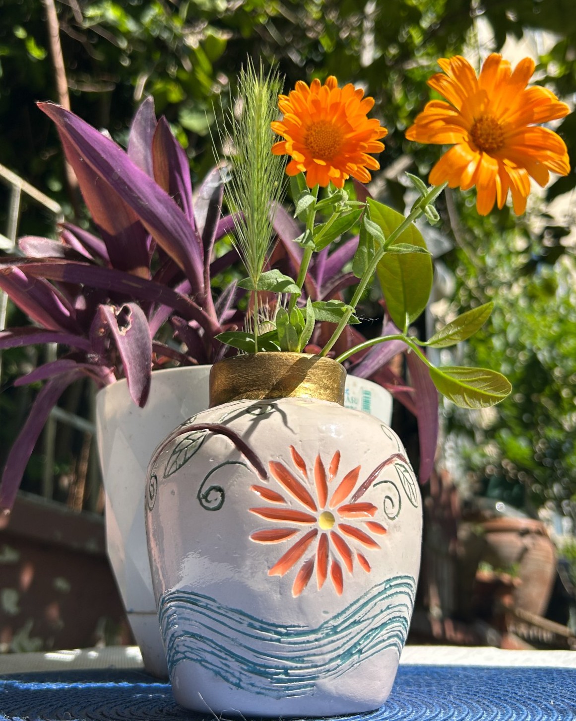 Daisy and Tide