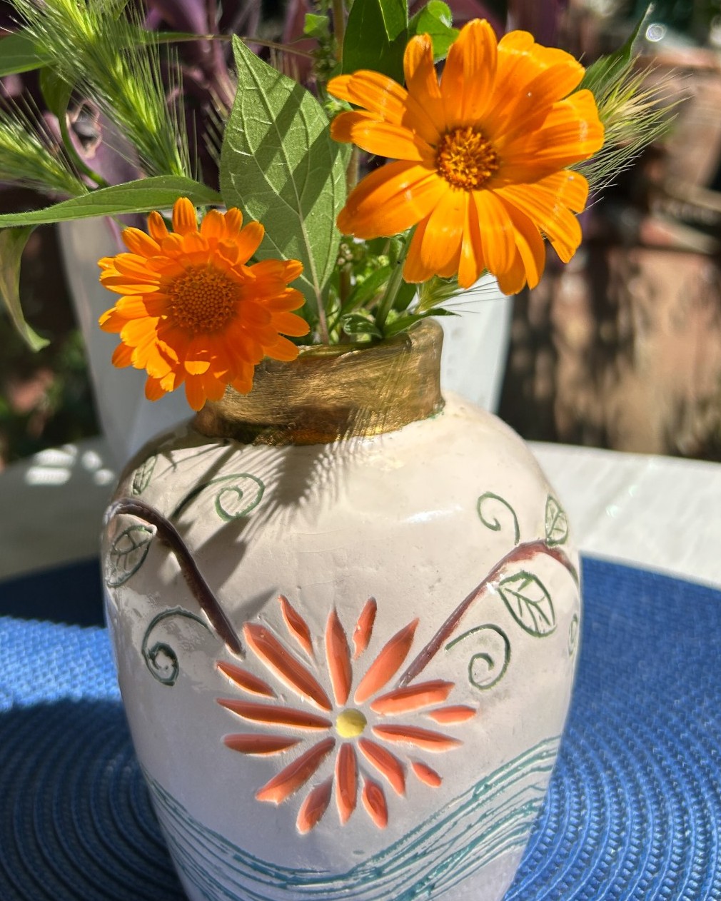 Daisy and Tide